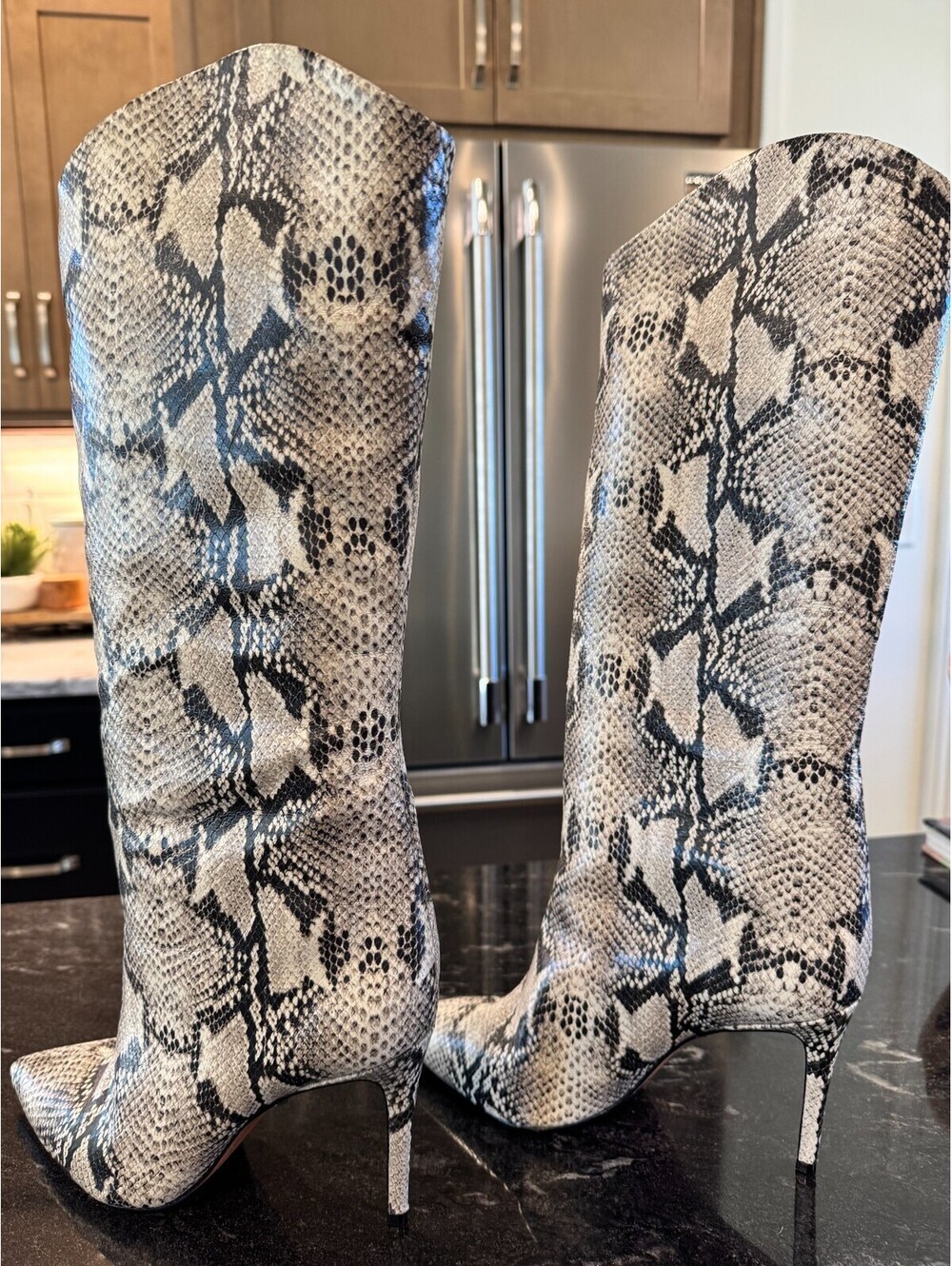 Schutz Maryana Knee High Boot Snakeskin Women’s Size 9.5B